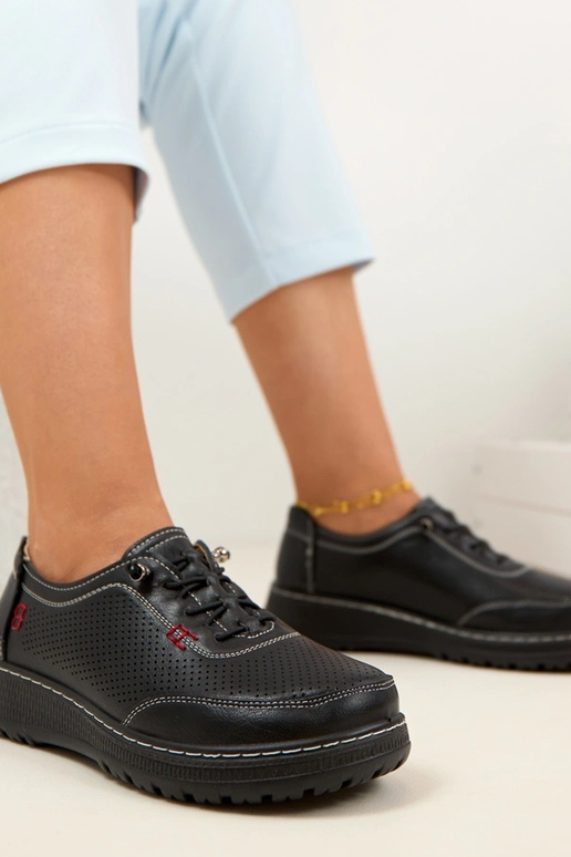 Meias de cano curto com recortes...