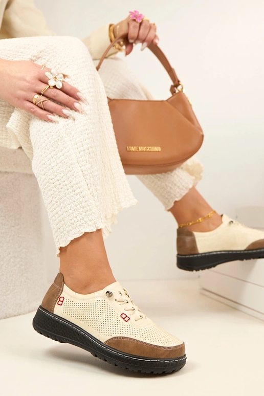 Meias de cano curto com recortes cor...