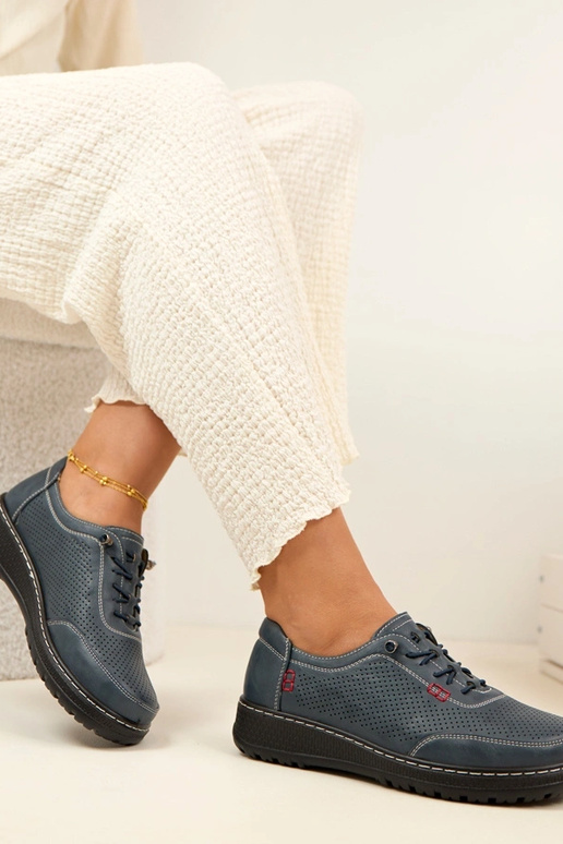 Meias de cano curto com recortes...