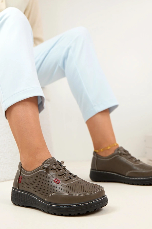 Meias de cano curto com recortes...