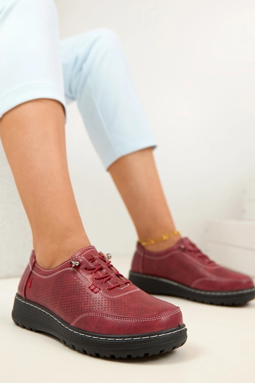 Meias de cano curto com recortes...