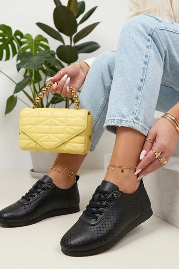 Ténis de basquetebol...