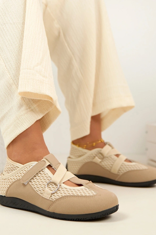 Sapatilhas de balé estilo esportivo...