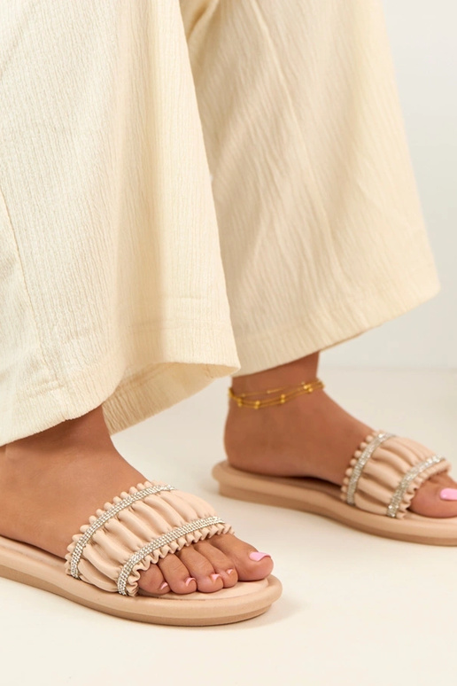 Chinelo na cor areia com cristais Anapor