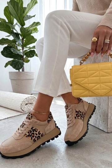 Sapatos de couro bege com plataforma Filippo 2