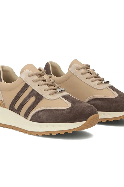 Sapatos de couro marrons com...