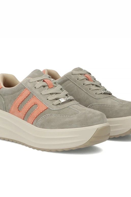 Sapatos de couro cinzas com...