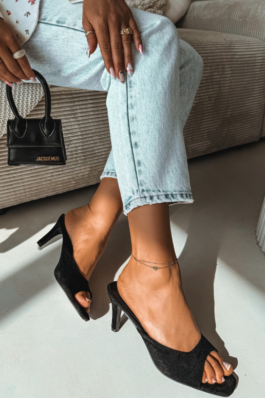 Chinelos femininos Habilitado Smukłym Obcasie cor preta Revina