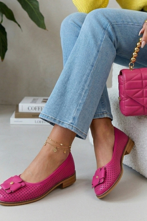 Bailarinas de couro rosa em estilo...