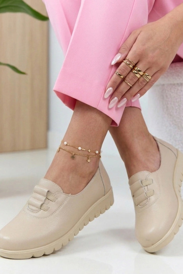 Botas de cano baixo em tom areia com salto baixo Genevie