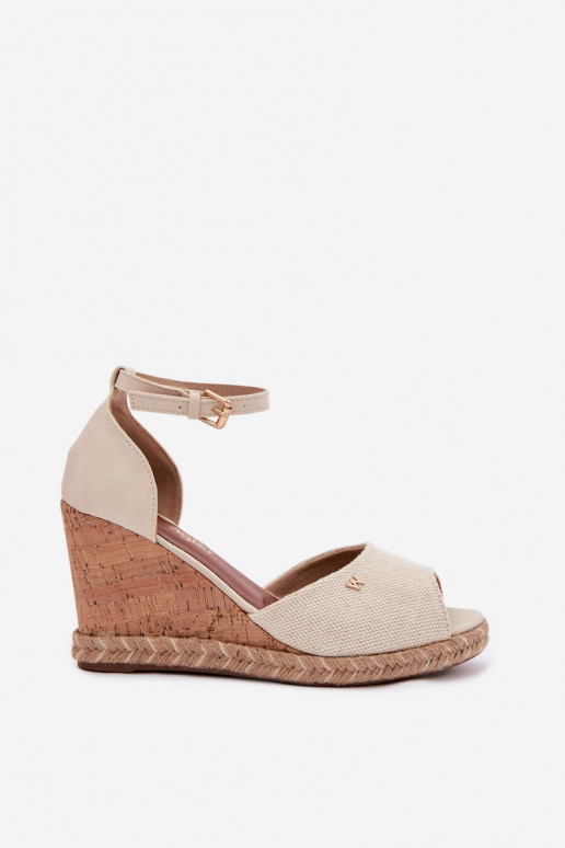 Sandálias femininas com uma plataforma Com trança EMrangler 20261086.06V cor de marfim