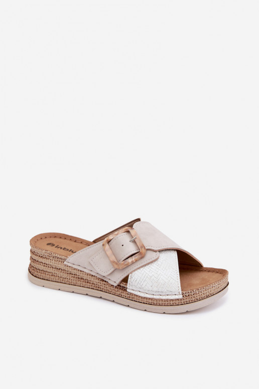 Chinelos femininos com uma plataforma decorar com fivelas Inblu RV000012 cor de marfim