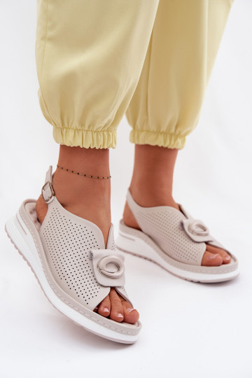Sandálias femininas com detalhes decorativos Deliva cor cinza 2