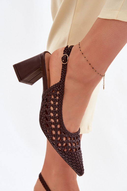 com escritos Sandálias femininas de salto alto CzekoladoParae Kedira