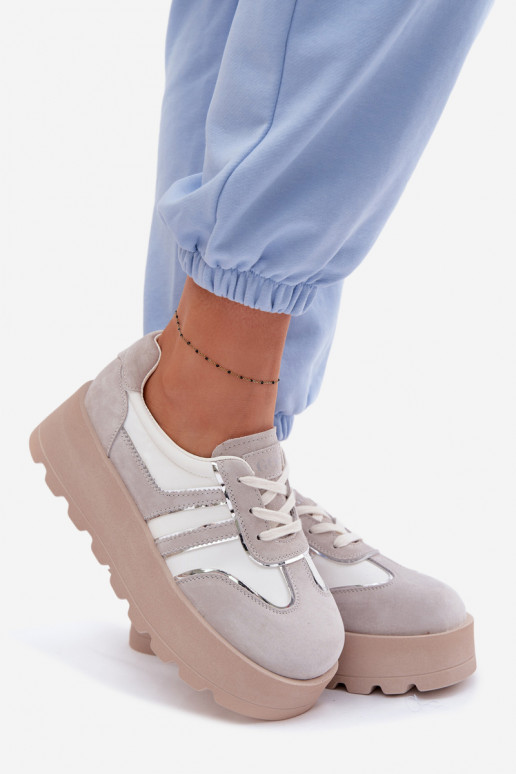 de camurça À modalo de tênis com uma plataforma GOE TT2N4052 cor branca