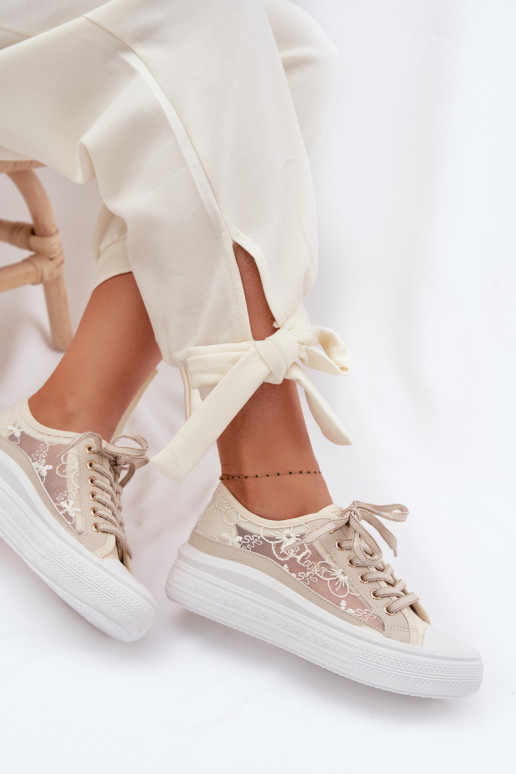 Sapatos de lazer com renda com uma plataforma Lee Cooper LCEM-26-44-4481 bege