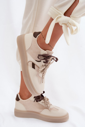 À modalo de tênis FemininoPodParaójnymi SznuróParakami cor de marfim Relisa