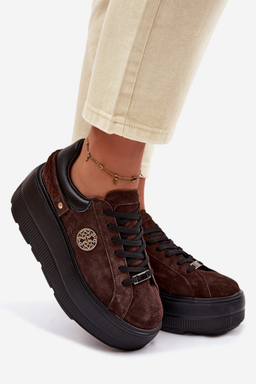 Pele de camurça À modalo de tênis Feminino com uma plataforma D&A LR61-7094 CzekoladoParae