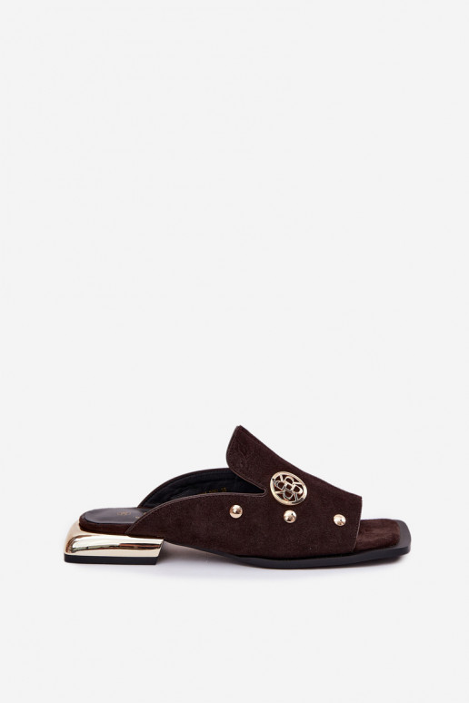 chinelos de camurça Ze cor douradami Ozdobami D&A CR61-3061 CzekoladoParae