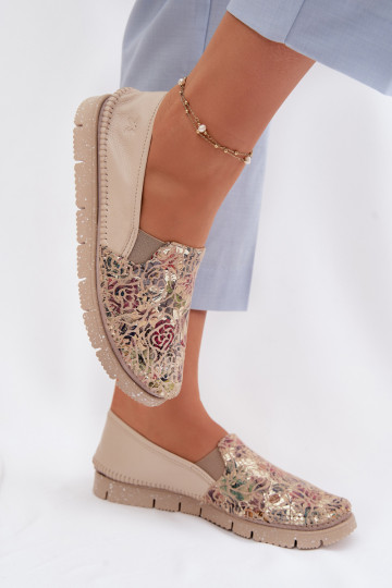 Sapatos femininos de couro com fecho Tai turiciejka 03512-67 em várias cores