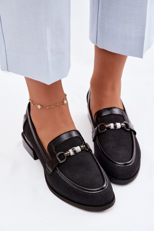 sapato Feminino com salto Com decorações Detalem cor preta Meliva