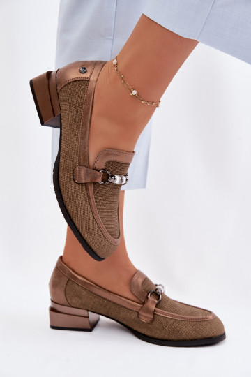 sapato Feminino com salto Com decorações Detalem cor marrom Meliva