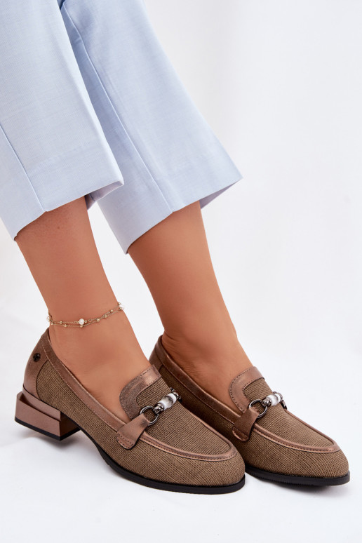 sapato Feminino com salto Com decorações Detalem cor marrom Meliva