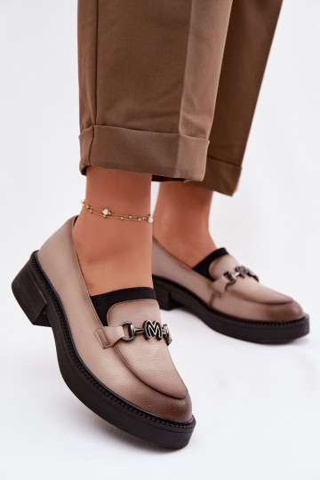 Mocassins femininos de couro com detalhes elegantes Vinceza 39985 cor areia