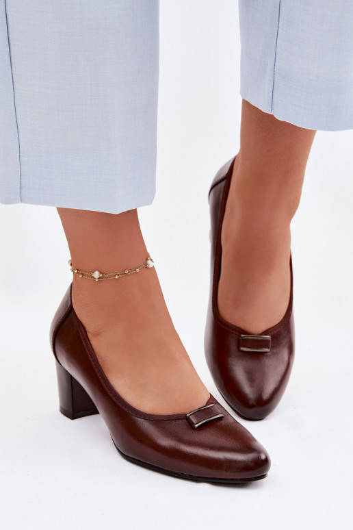 Sapato com salto Vinceza 58622 cor marrom