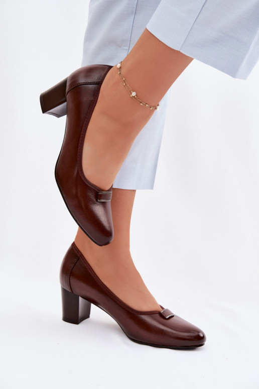 Sapato com salto Vinceza 58622 cor marrom