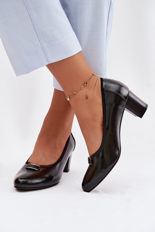 Sapato com salto Vinceza 58622 cor preta