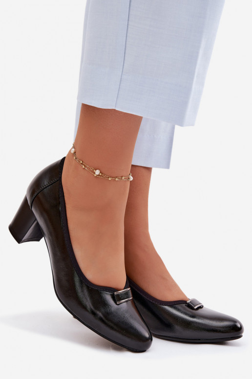 Sapato com salto Vinceza 58622 cor preta