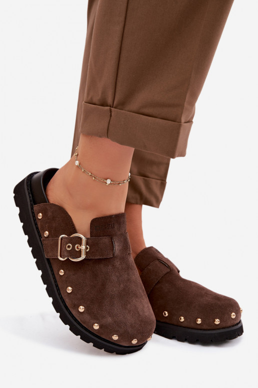 Chinelos Tamancos de camurça com uma plataforma com rebites I com fivelas Big Star TT274952 CzekoladoParae