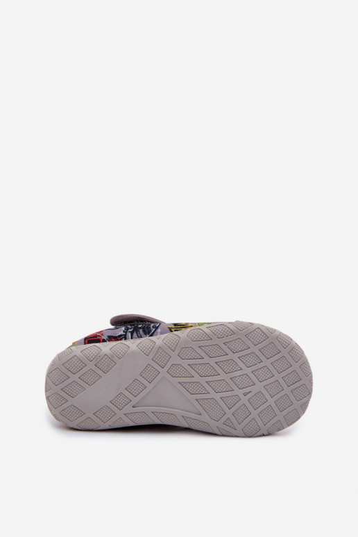 Chinelos Milami Infantil com fixadores adesivos cor cinza Jasimrra
