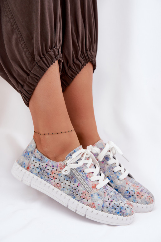 com elementos abertos sapatoHabilitadoturalnego de camurçau cor prata Kamelia