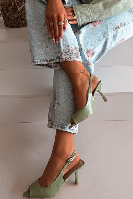 Sandálias femininas com salto fino cor verde Sevina