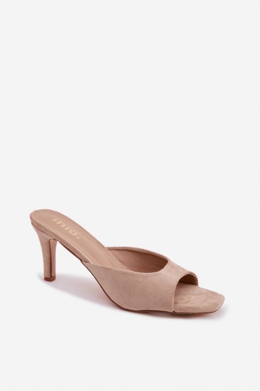 Chinelos femininos Habilitado Smukłym Obcasie bege Revina