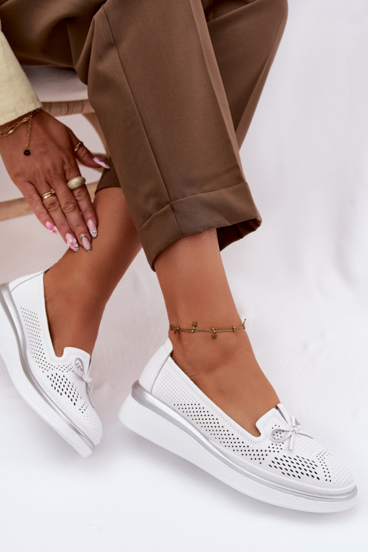 Pele com elementos abertos sapato com uma plataforma S.Barski LR61-7043 cor branca
