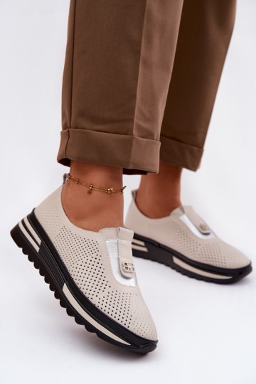 Um modelo atraente sapato FemininoHabilitadoturalnej Skóry S.Barski LR61-7092 bege 2