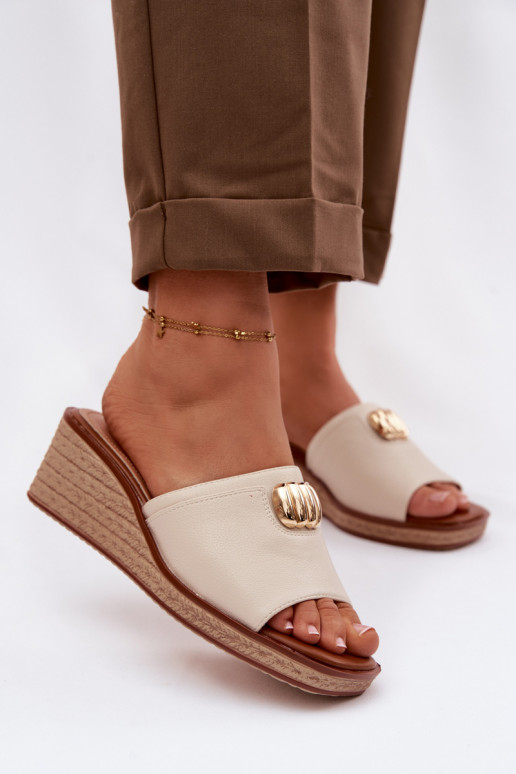 Chinelos femininos com uma plataformaImitacją Plecionki Sergio Leone KL325 bege