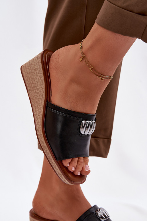 Chinelos femininos com uma plataformaImitacją Plecionki Sergio Leone KL325 cor preta