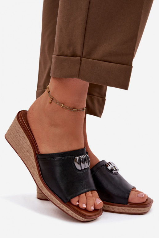 Chinelos femininos com uma plataformaImitacją Plecionki Sergio Leone KL325 cor preta