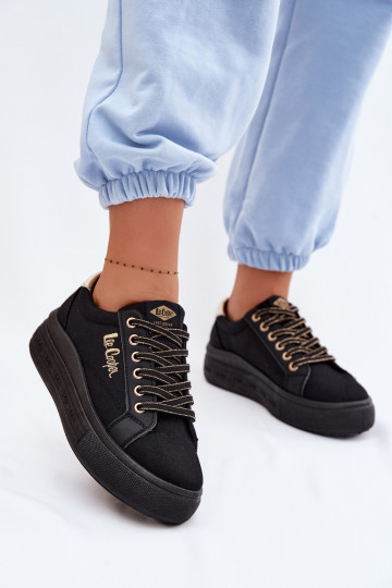 Sapatos de lazer com uma plataforma Lee Cooper LCEM-26-44-4476 cor preta