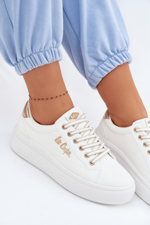 Sapatos de lazer com uma plataforma Lee Cooper LCEM-26-44-4478 cor branca