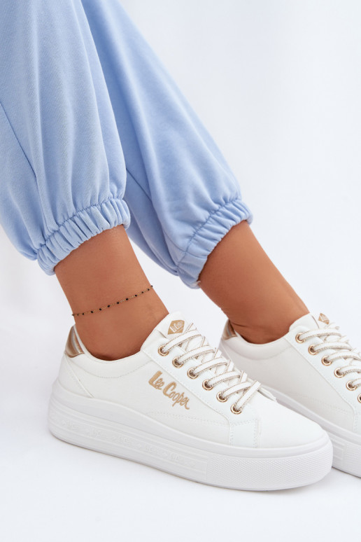 Sapatos de lazer com uma plataforma Lee Cooper LCEM-26-44-4478 cor branca