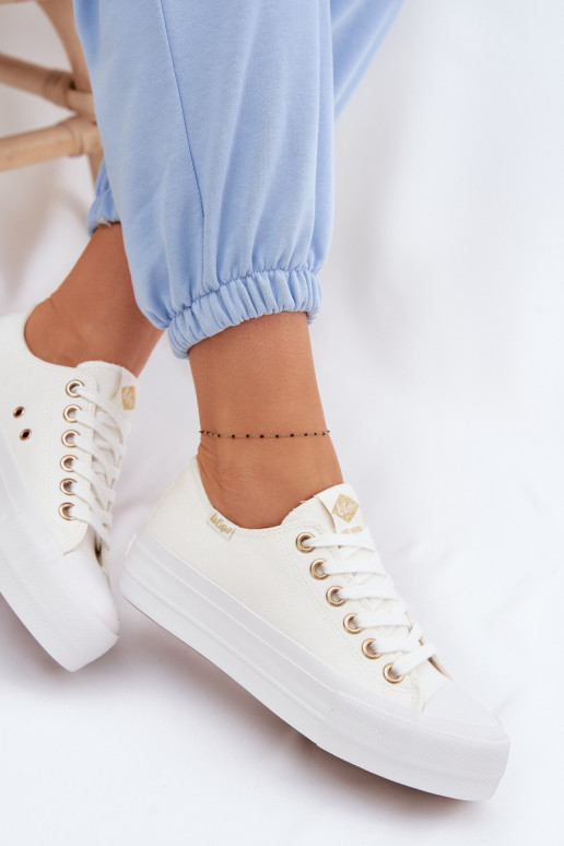 Sapatos de lazer com uma plataforma Lee Cooper LCEM-26-31-4369 cor branca