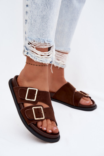 Chinelos femininosImitacji de camurçau cor dourada com fivelas CzekoladoParae Selissea 2