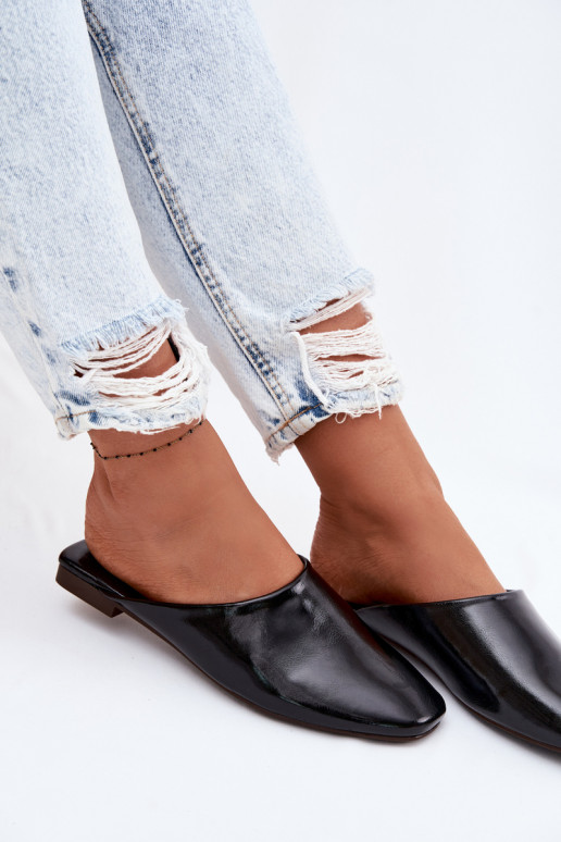 Chinelos femininos MuleImitacji Skóry isósceles cor preta Romelle