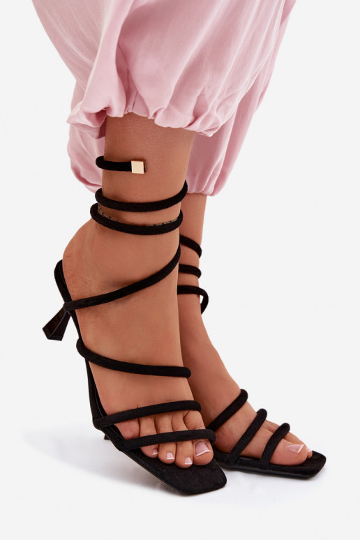 Sandálias femininas com salto com listras cor preta Samara