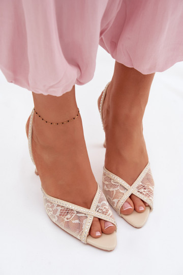 Sandálias femininas com salto fino com renda I Zdobieniem bege Melivelle